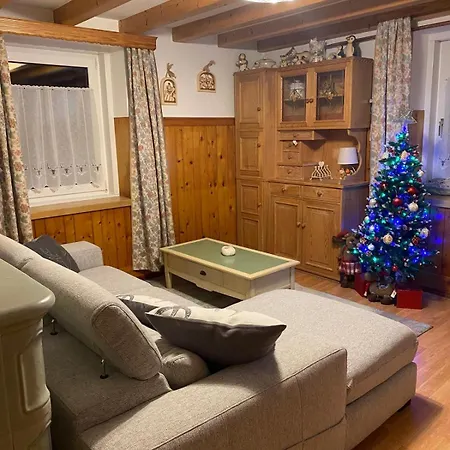 Apartment Ika Canazei