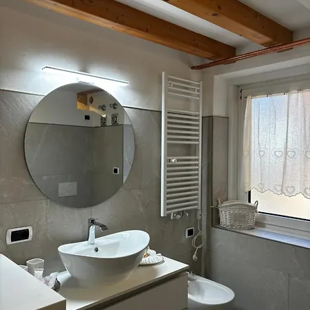Ika Apartment *