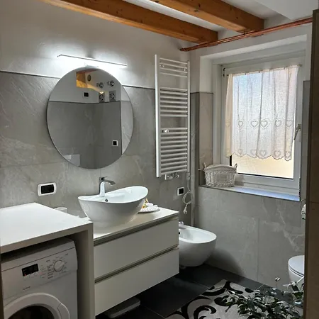 Ika Apartment *