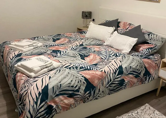 Ika Апартаменти *